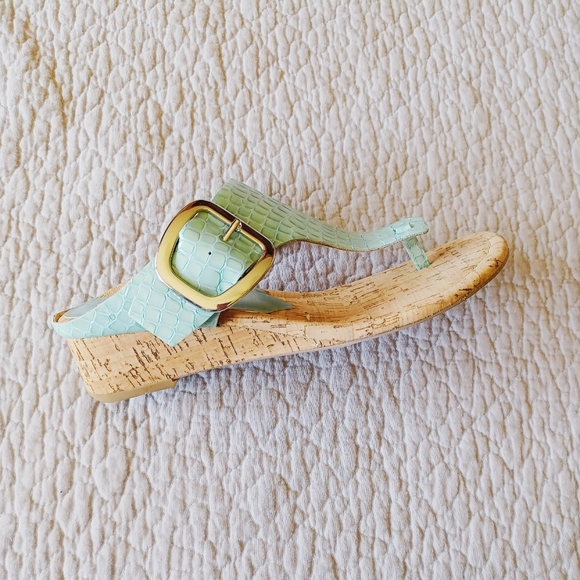 Donald Pliner Aqua Green Blue Pastel Snakeskin Leather Wedge Heel Sandals New 7 - Picture 5 of 7